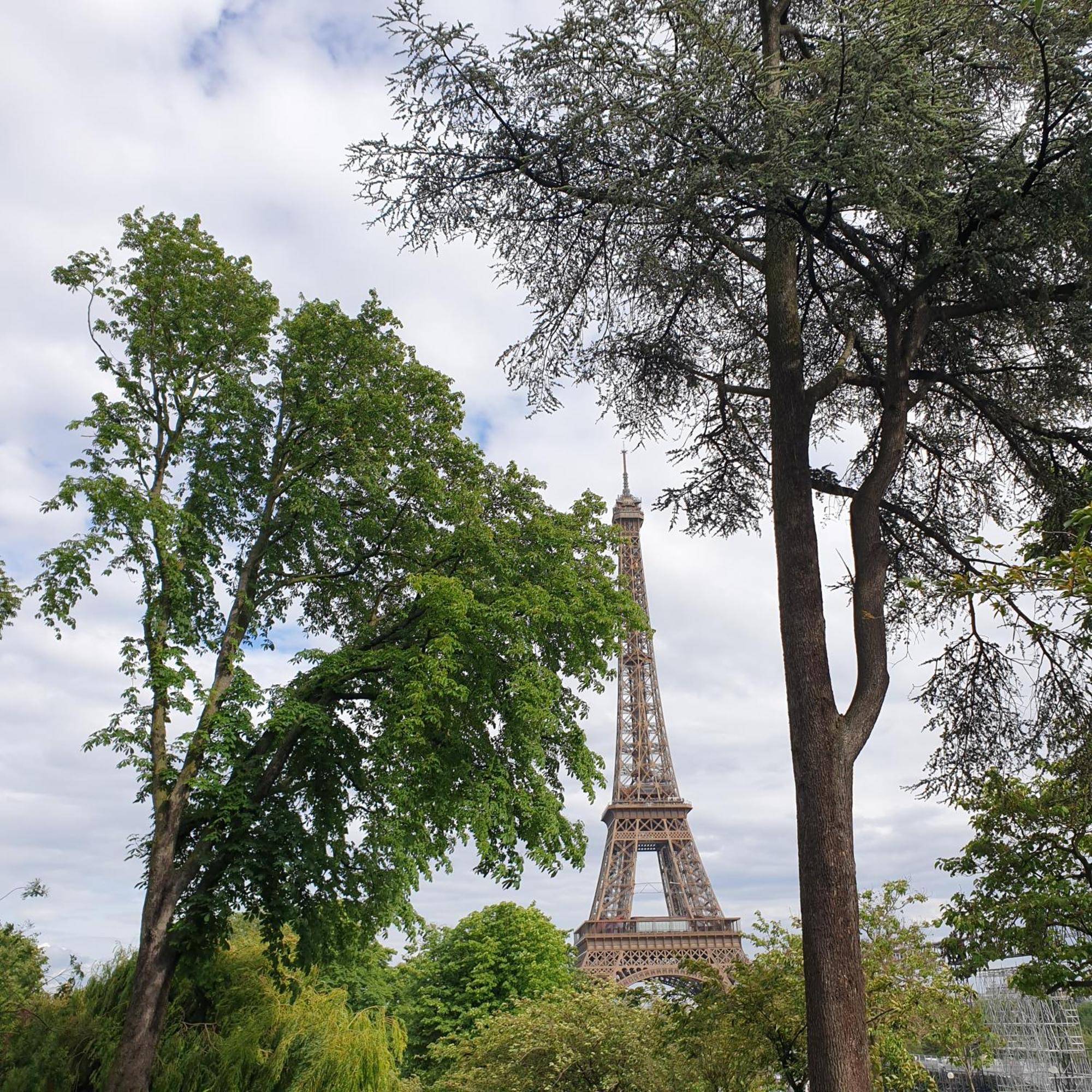 Studio Eiffel Tower Trocadero Paris Exterior photo