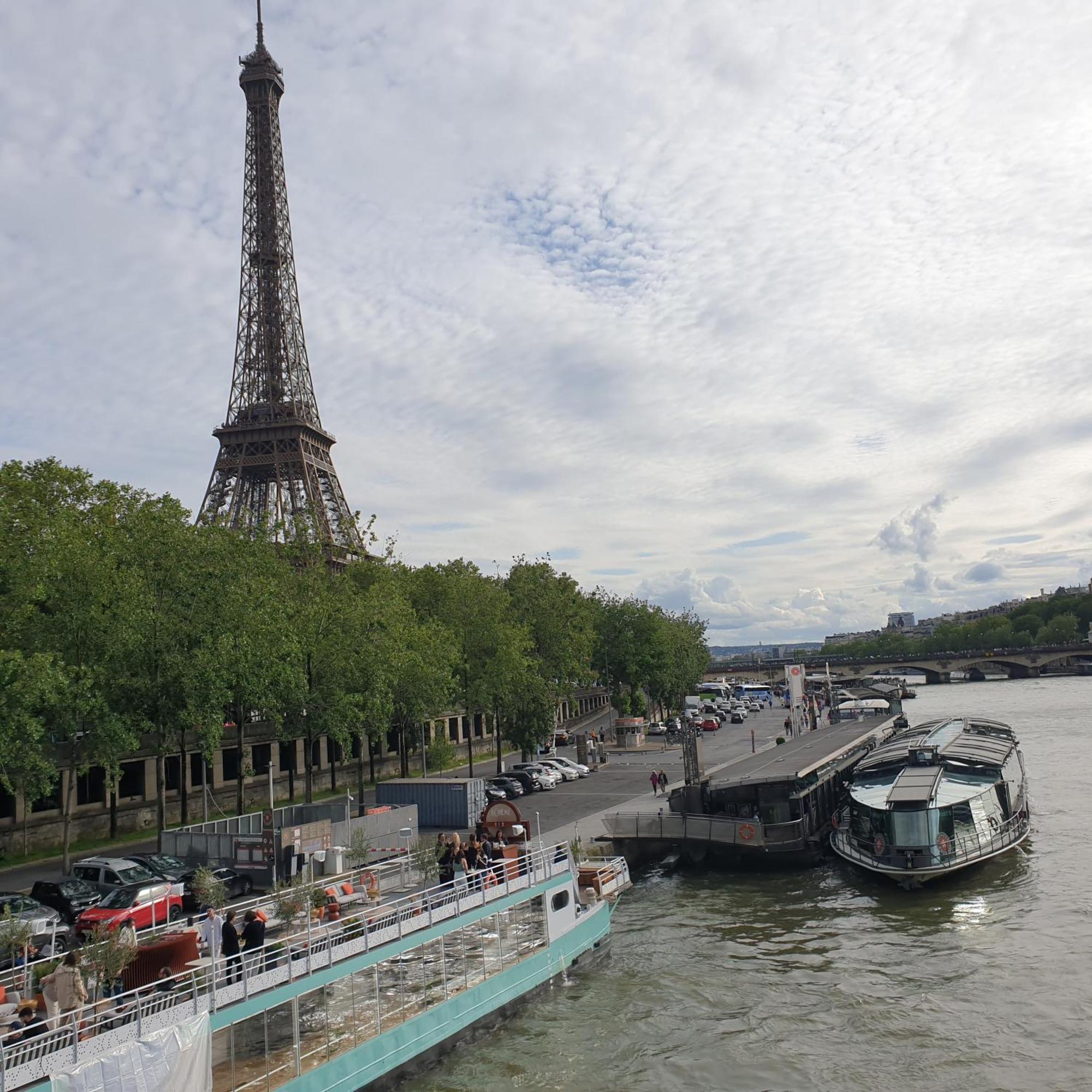 Studio Eiffel Tower Trocadero Paris Exterior photo